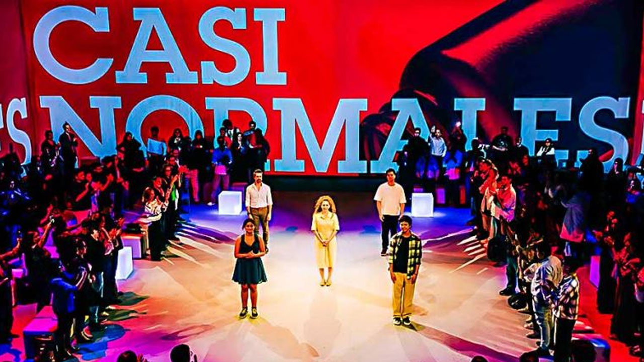 “Casi Normales Inmersivo” llega al Perú con una innovadora experiencia teatral